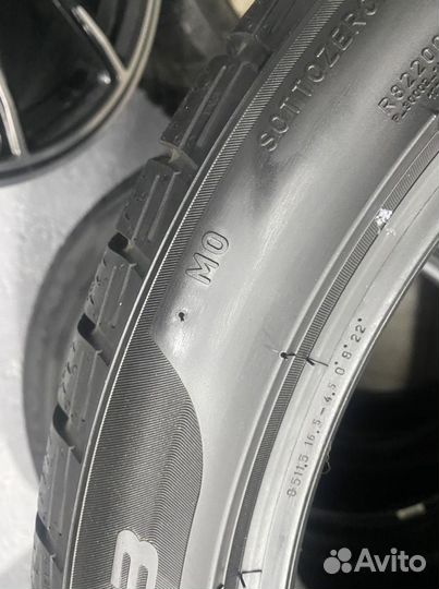 Pirelli Winter Sottozero 3 285/35 R20