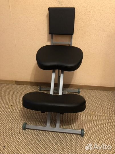 Коленный стул со спинкой