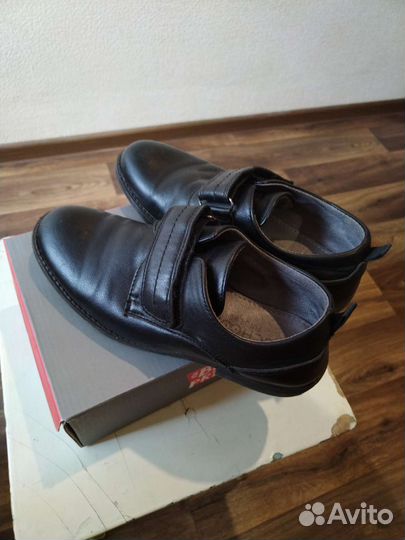 Школьный костюм для мальчика серый 152