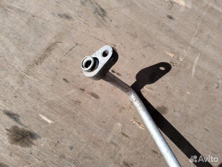 Toyota Rav4 - Трубка кондиционера Б/У