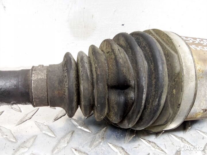 Полуось передняя L Land Rover Discovery 4 LA