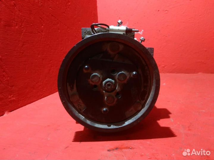 Компрессор кондиционера Рено Логан 1 1.4 1.6