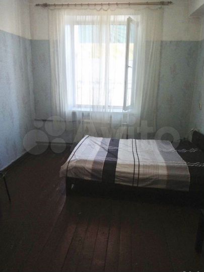 Комната 25,3 м² в 3-к., 1/4 эт.