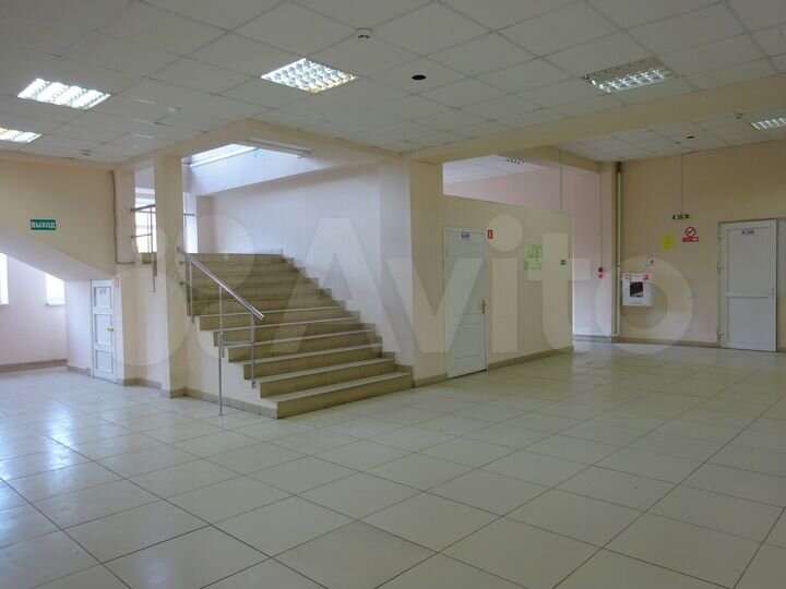 Свободного назначения, 944 м²