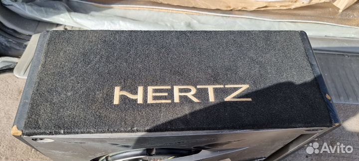 Сабвуфер автомобильный