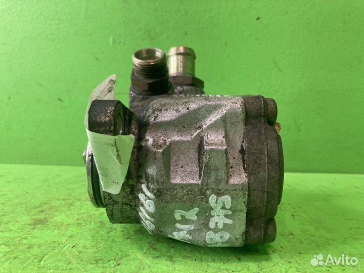 Насос гидроусилителя MAN TGA