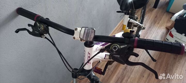 Велосипед gt laguna 26