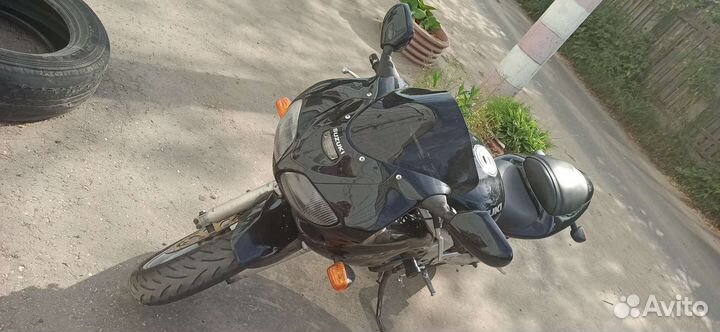 Продам suzuki SV400S
