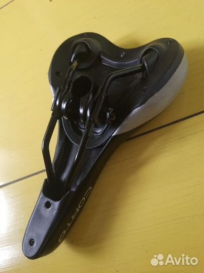 Седло для велосипеда Corto (новое)