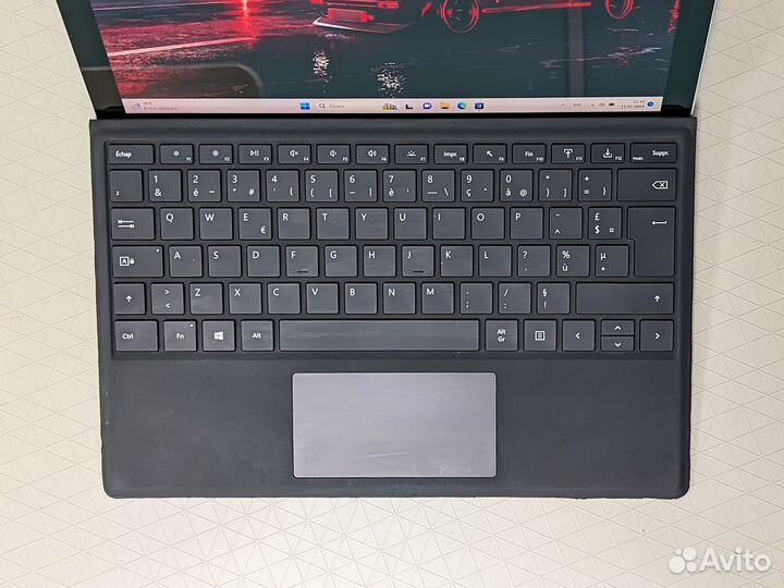 Планшет Microsoft Surface Pro 7+