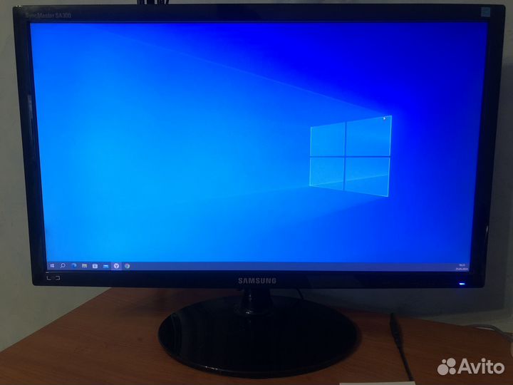 Монитор Samsung syncmaster SA300