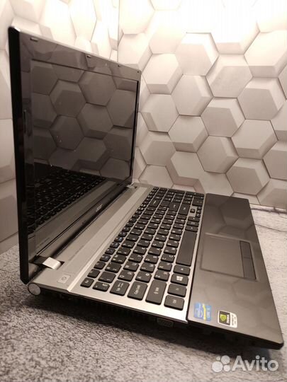 Игровой Acer Geforce 2Гб/intel i5/15.6 Дюйма/8 Озу