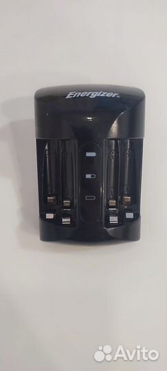 Зарядное устройство для батареек с индикатором