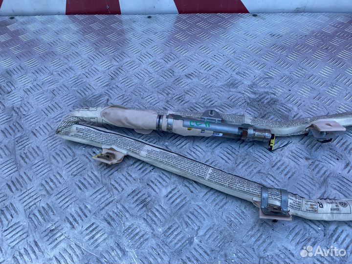 Шторка безопасности правая Volkswagen Passat CC