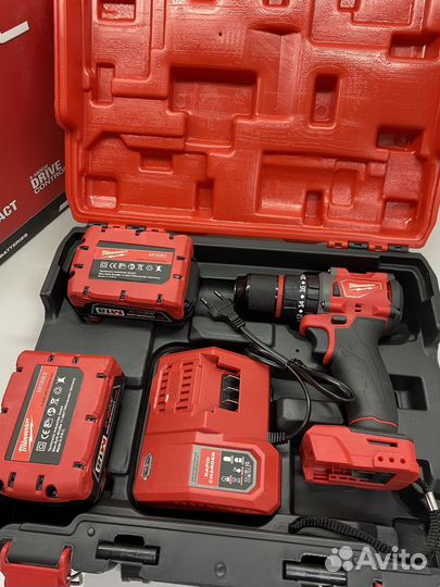 Шуруповерт milwaukee m18