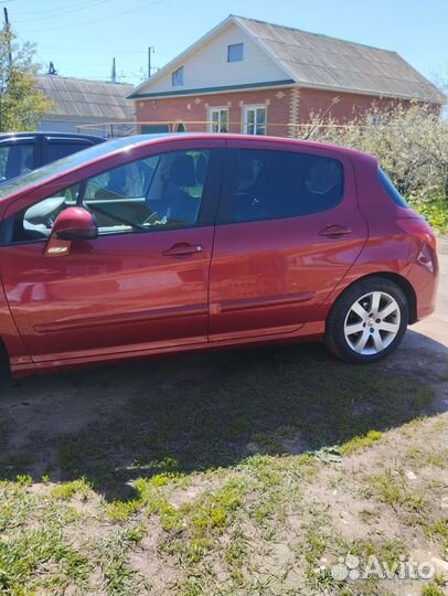 Peugeot 308 1.6 AT, 2010, 136 000 км