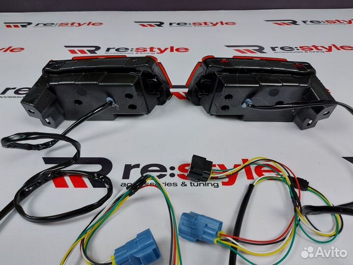 Катафоты Toyota Land Cruiser Prado 150