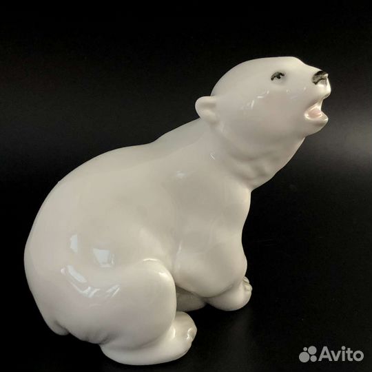Статуэтка фарфор СССР Белый медведь