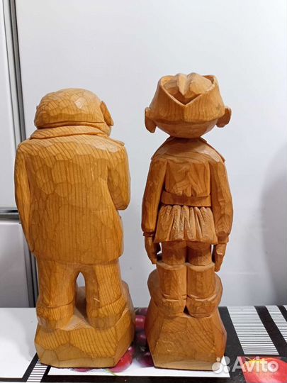 Фигурки из дерева