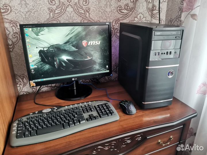 Игровой компьютер в сборе