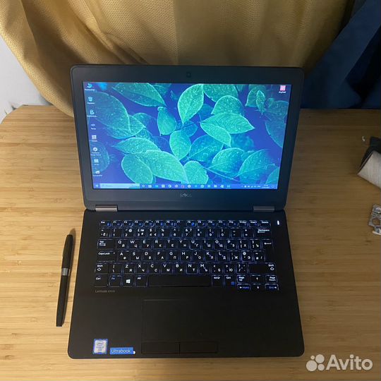 Маленький ультрабук Dell i7
