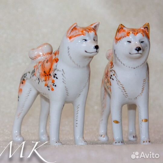 Японская Акита - фарфоровая статуэтка