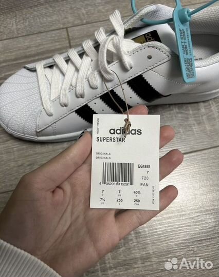 Кроссовки adidas superstar