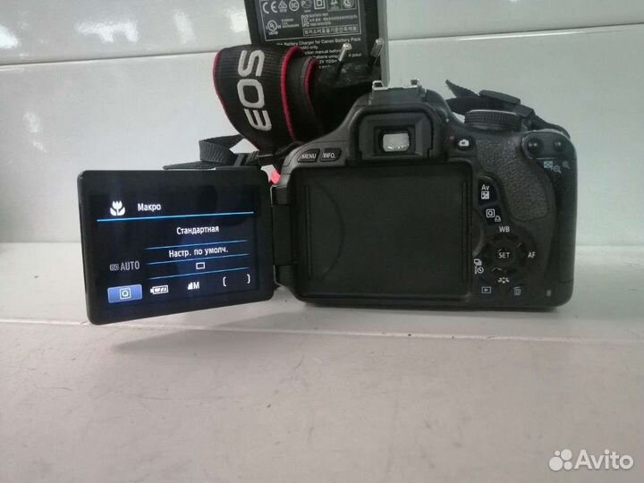 Фотоаппарат Canon EOS 600D