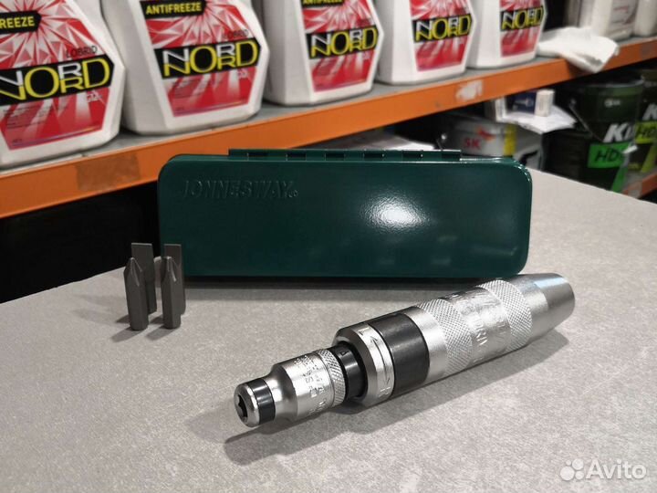 Отвертка ударная с битами PH и SL 5пр jonnesway