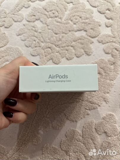 Apple AirPods 3 lightning