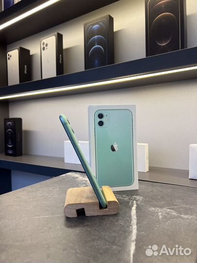 iPhone 11, 64 ГБ