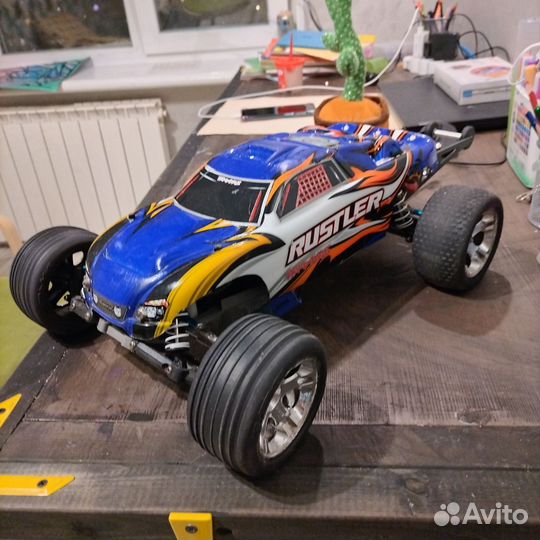 Traxxas Rustler 1/10