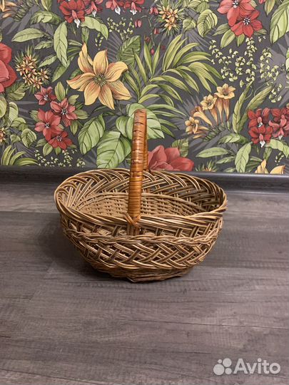 Корзина плетеная
