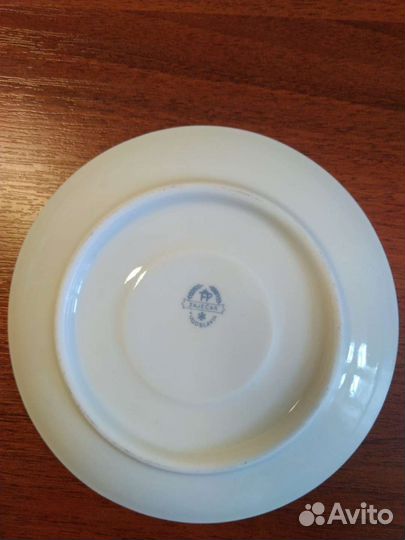 Сервиз кофейный / чайный. Фарфор. Югославия