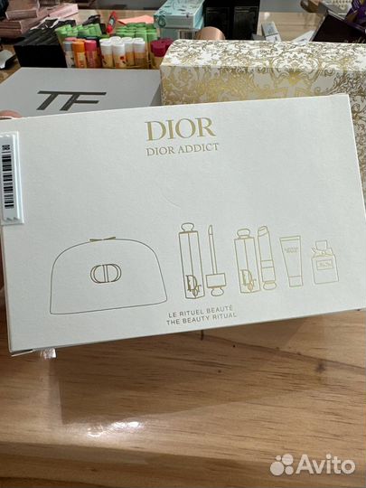 Подарочные набор Dior из новогодней коллекции