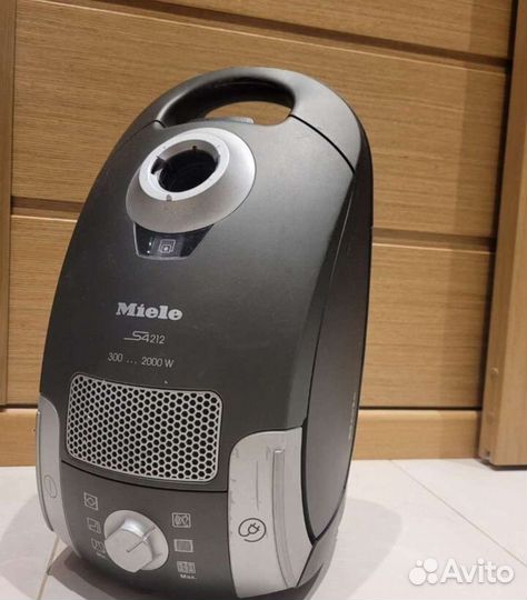 Пылесос miele 4212 на запчасти