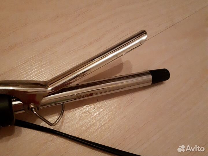 Плойка для завивки волос