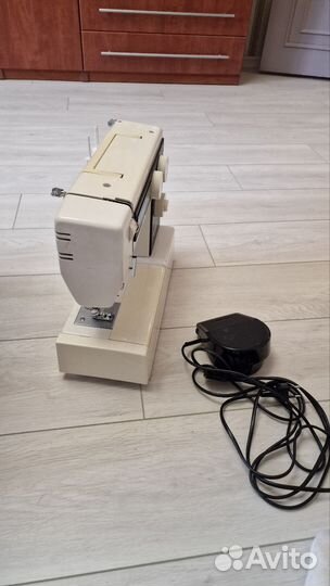 Швейная машинка бу электрическая