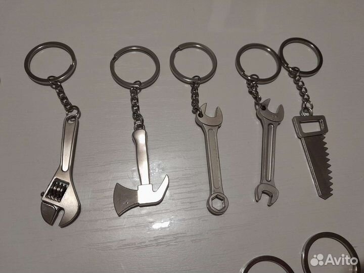 Брелки на ключи металлические