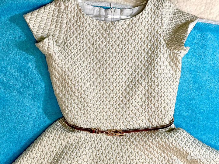 Нарядное платье для девочки 140р Angelokids