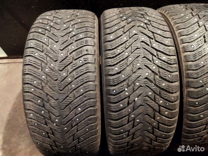 Nokian Tyres Hakkapeliitta 8 235/55 R17 103T