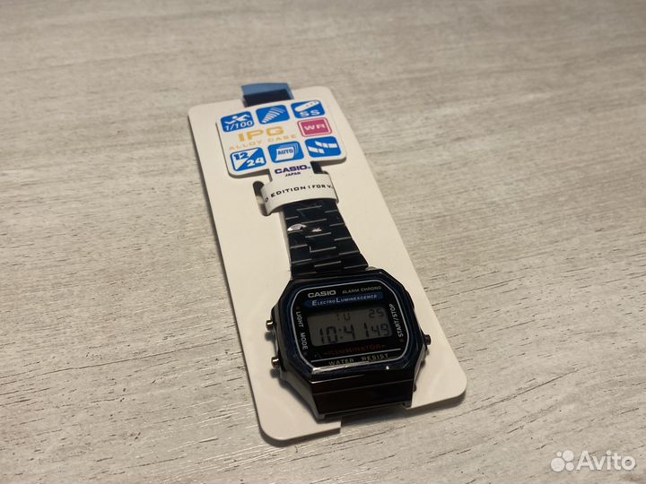 Часы casio в трех цветах