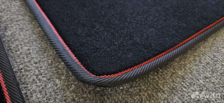 Автоковрики для газ-24, чёрн с красным