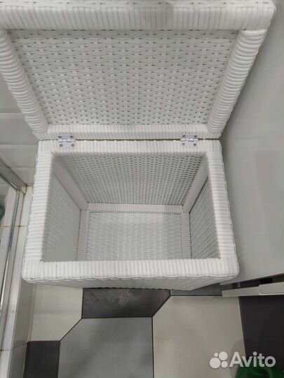 Корзина для белья из ротанга