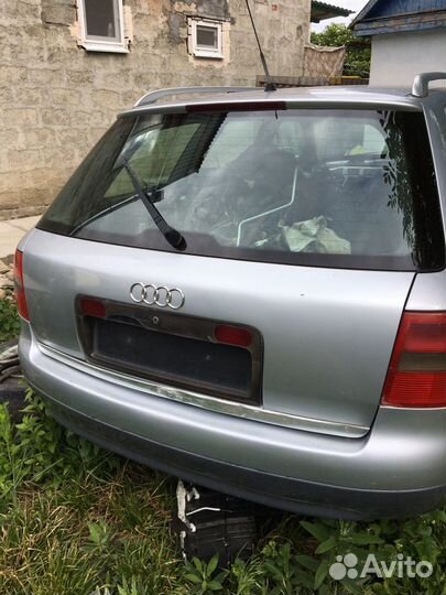 Крышка багажника на Ауди а6 с5 Универсал