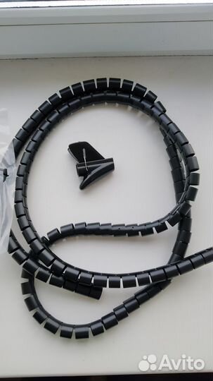 Кабельный органайзер