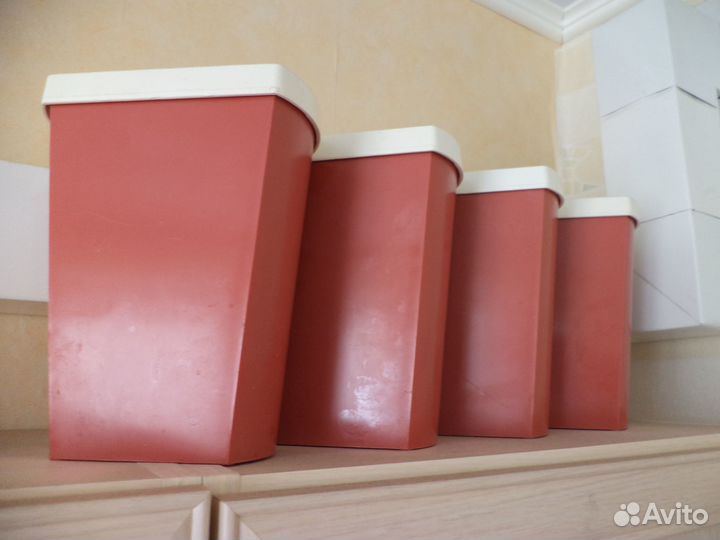 Банки-емкости для сыпучих продуктов