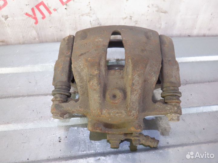 Суппорта тормозные передние Опель Мерива А