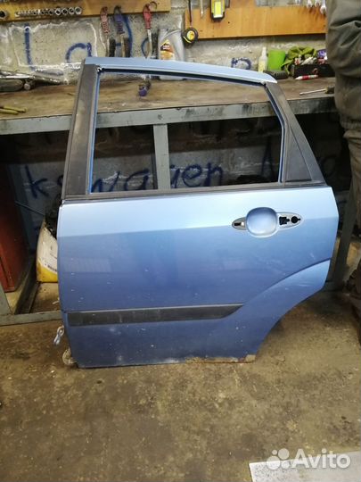 Дверь задняя левая Ford Focus 1