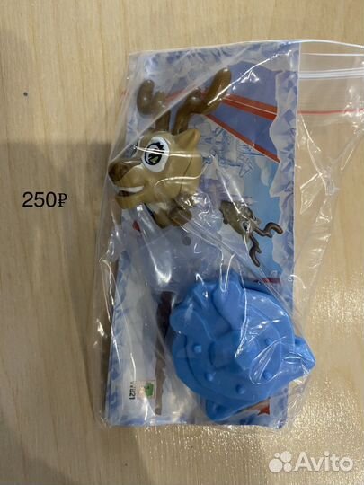 Игрушки из Киндер Макси
